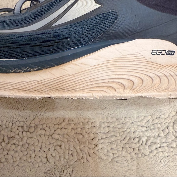 Altra Sneakers - Picture 10 of 10